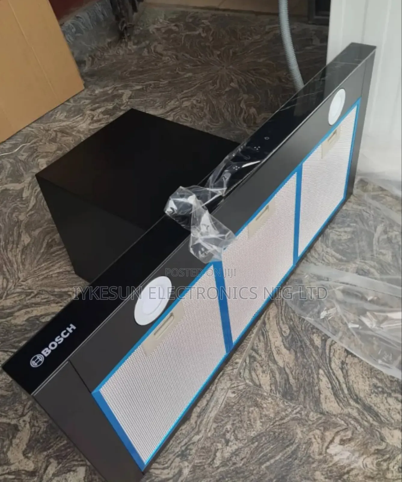 Original BOSCH (T-Shape) 90CM Automatic Handwaved Control Range Hood.