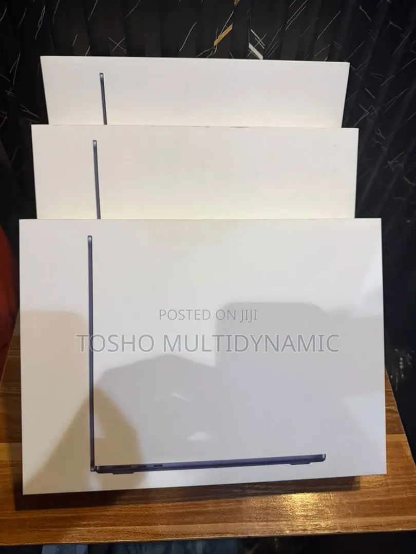 New Laptop Apple MacBook Air 2026 M5 16GB Apple M5 SSD 512GB