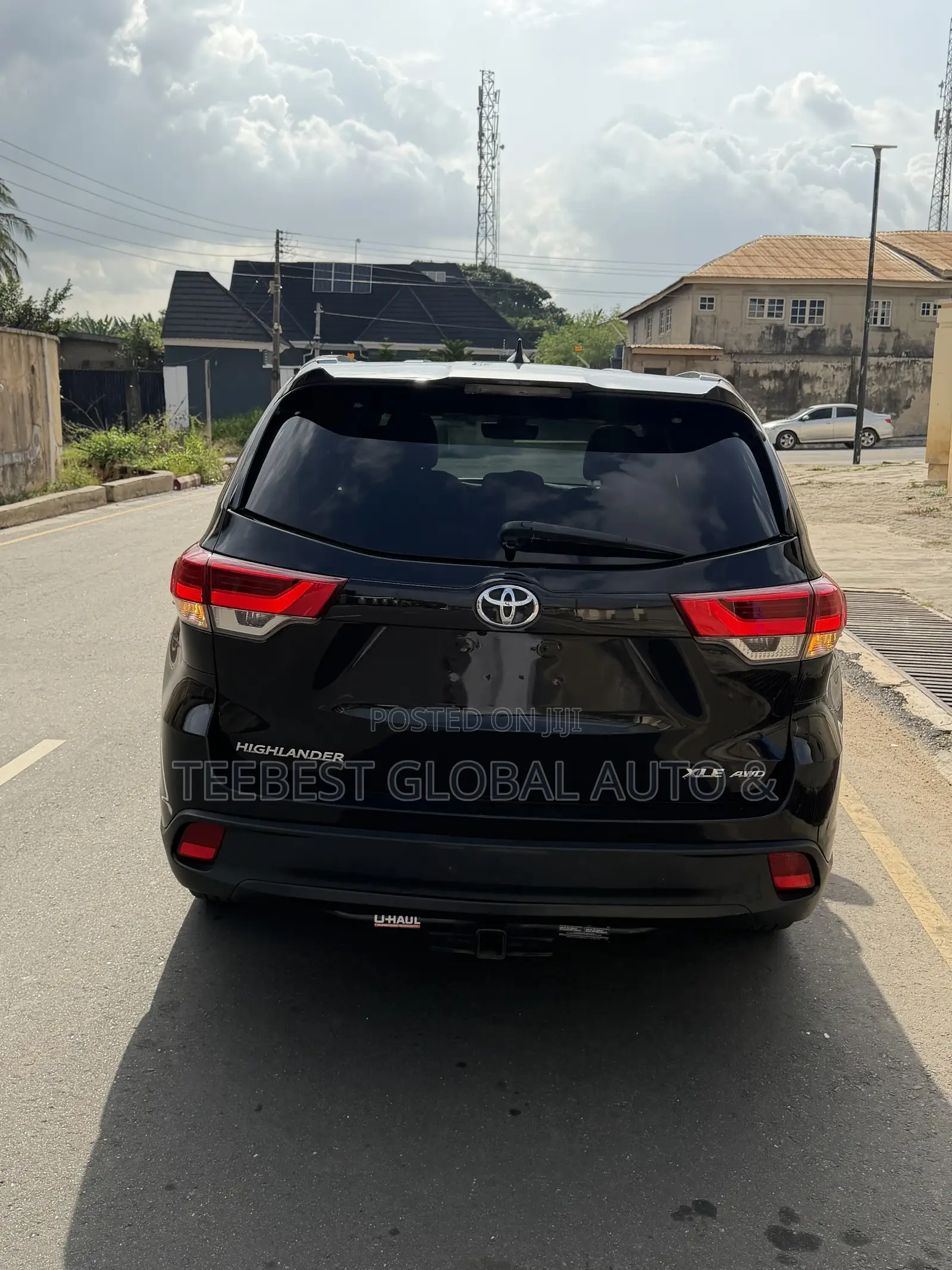 Toyota Highlander XLE 4x4 V6 (3.5L 6cyl 8A) 2017 Black