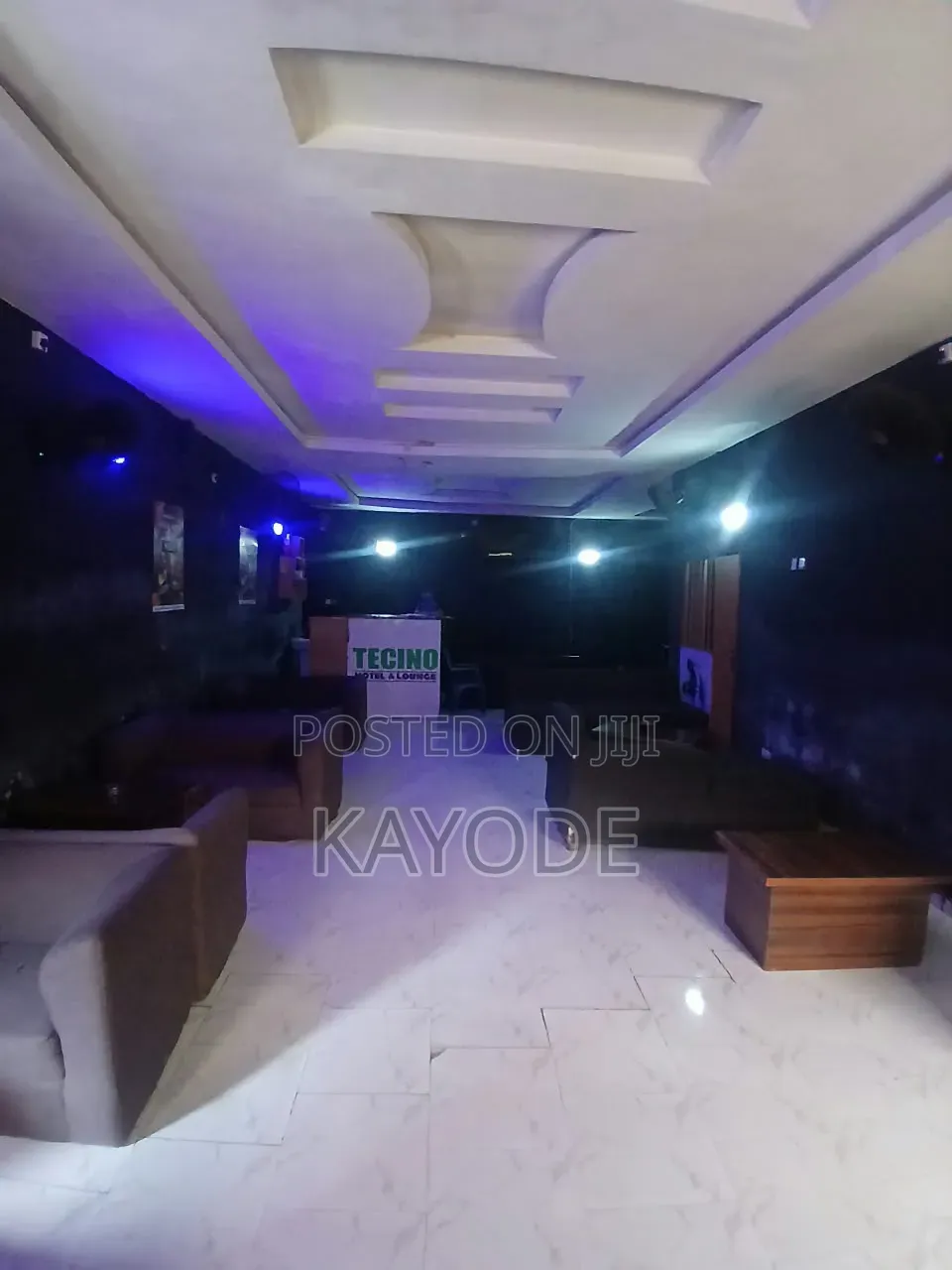Furnished 10bdrm House in Off Lekki-Epe Expressway for sale