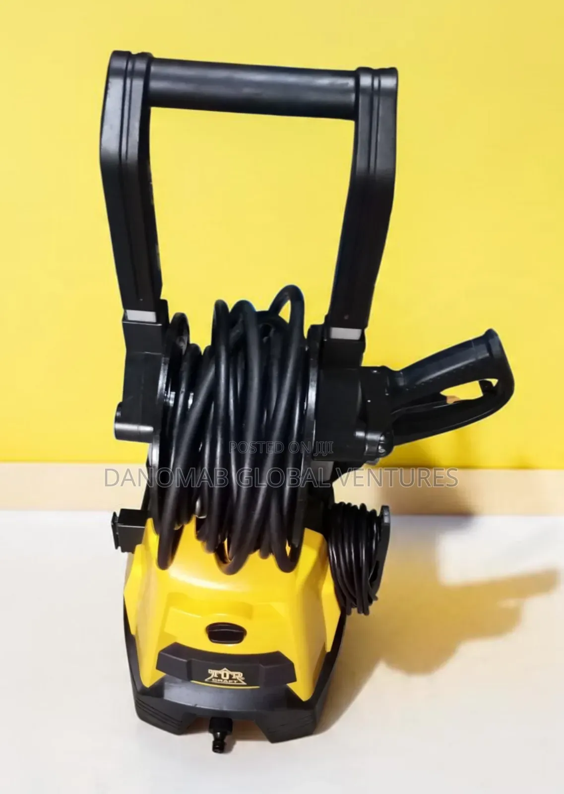 TopCraft High Pressure Washer With Onboard Soap Container