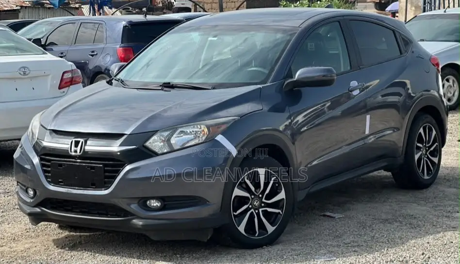 Honda HR-V 4dr SUV (1.5L 4cyl CVT) 2016 Gray