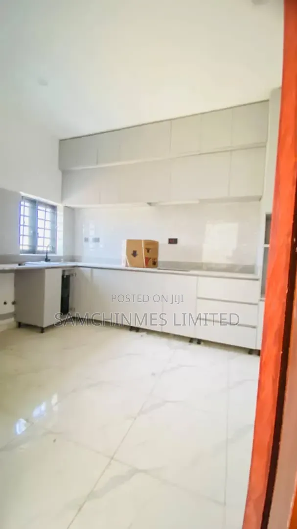 3bdrm Duplex in Abraham Adesanya for rent