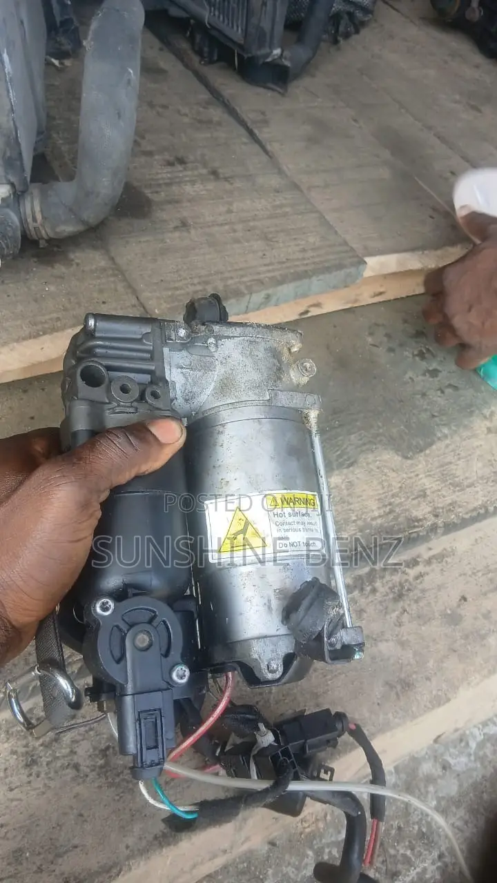 Airmatic Pump GLC 2015 (W253)