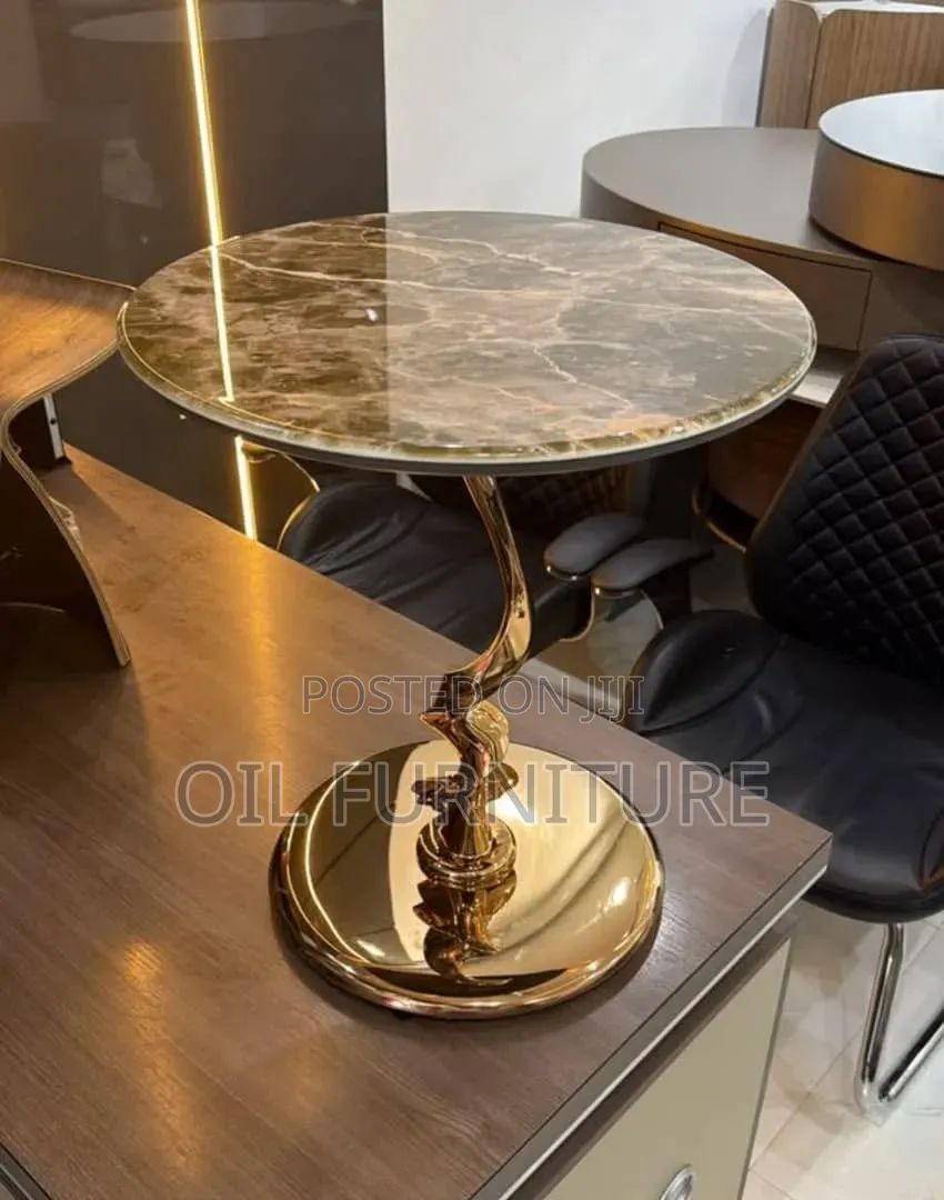 Luxury Gold Side Table – Gold Marble Top Round Coffee & Accent Table