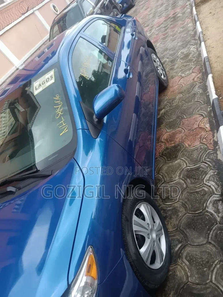 Toyota Corolla 2010 Blue