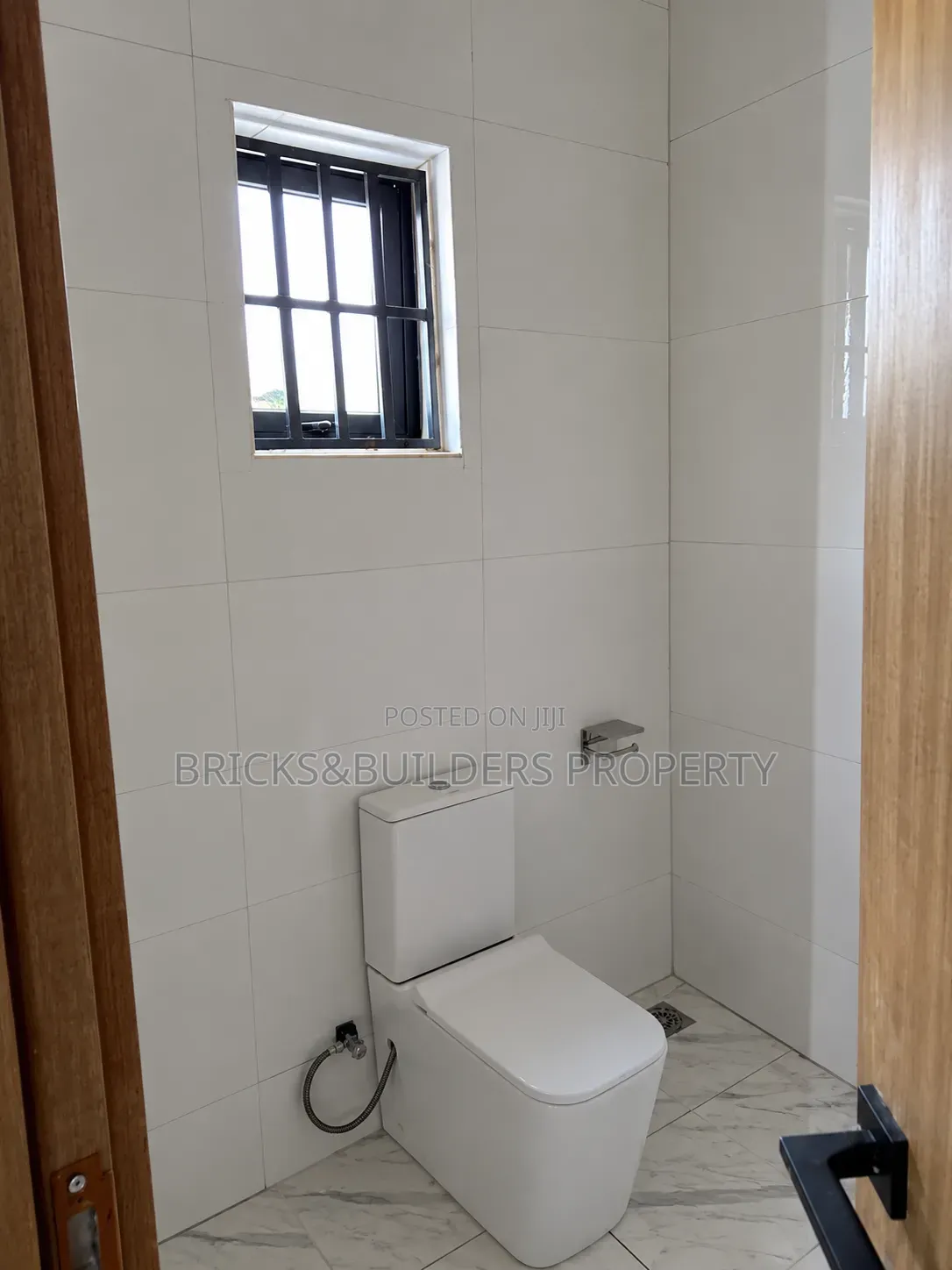 4bdrm Duplex in Guzape District for sale