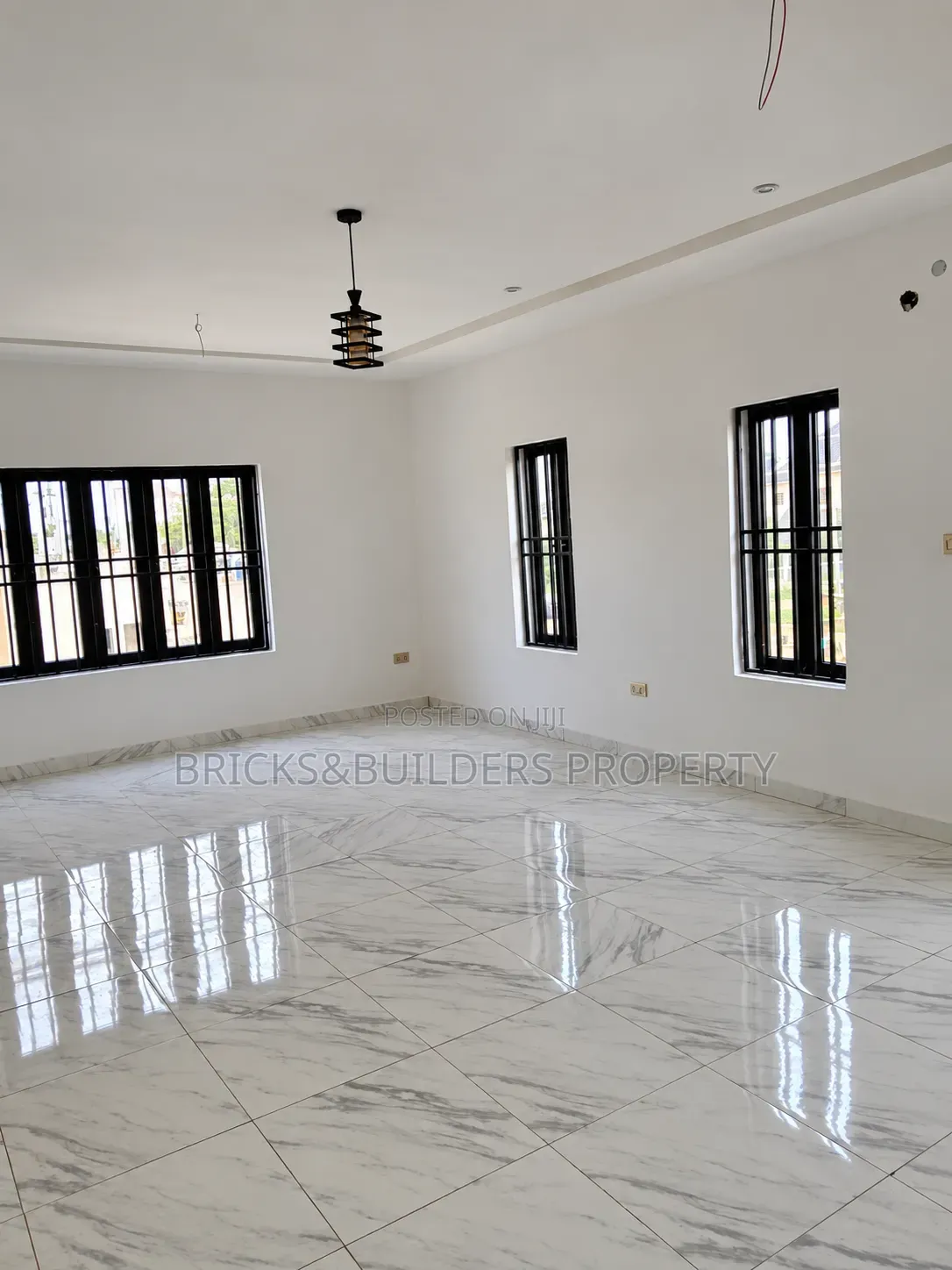 4bdrm Duplex in Guzape District for sale