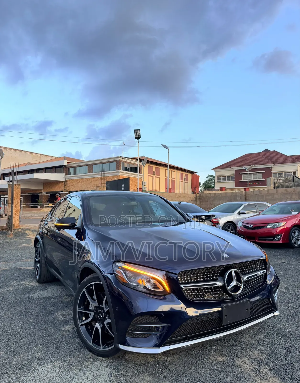 Mercedes-Benz GLC-Class 2017 Blue