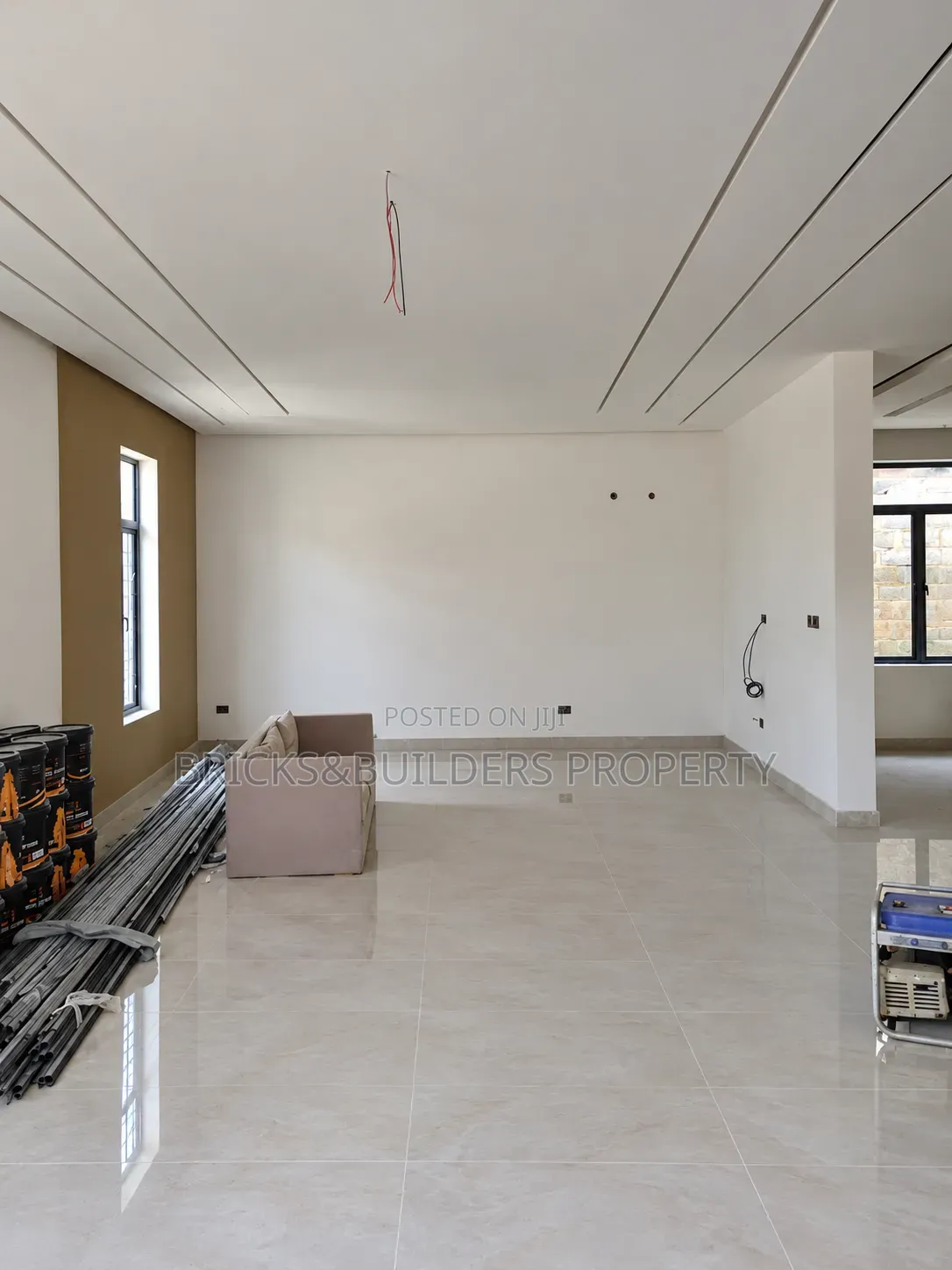 5bdrm Duplex in Guzape District for sale