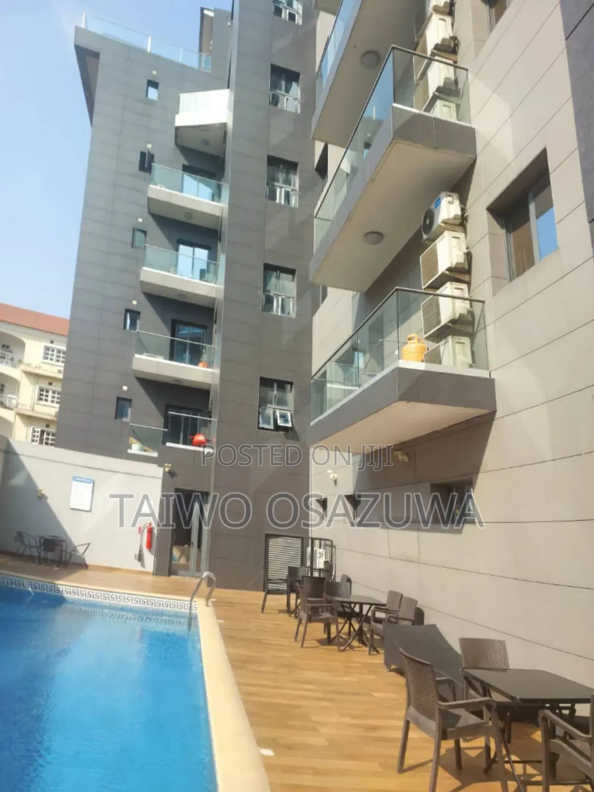 3bdrm Apartment in Admiralty Way, Lekki Phase 1 for rent