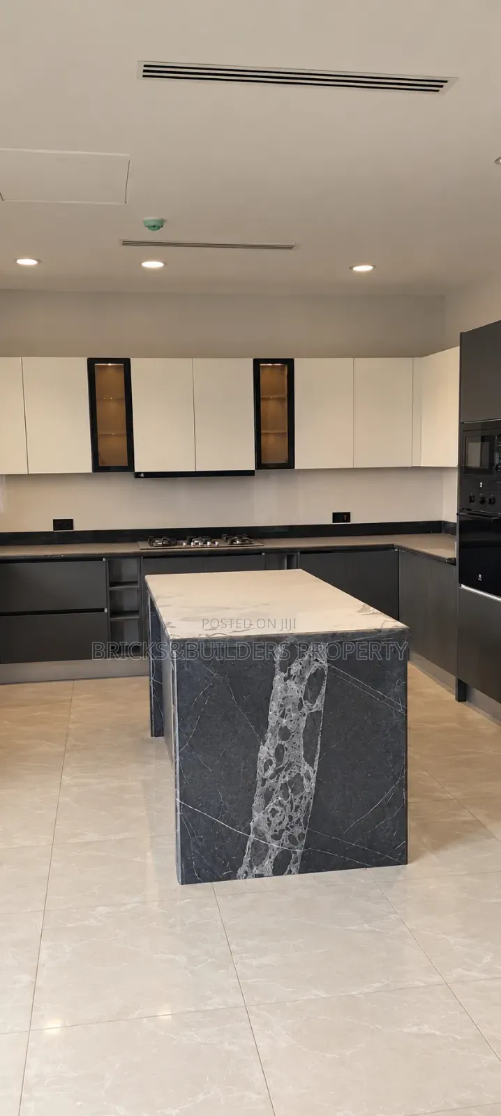 6bdrm Duplex in Guzape District for sale
