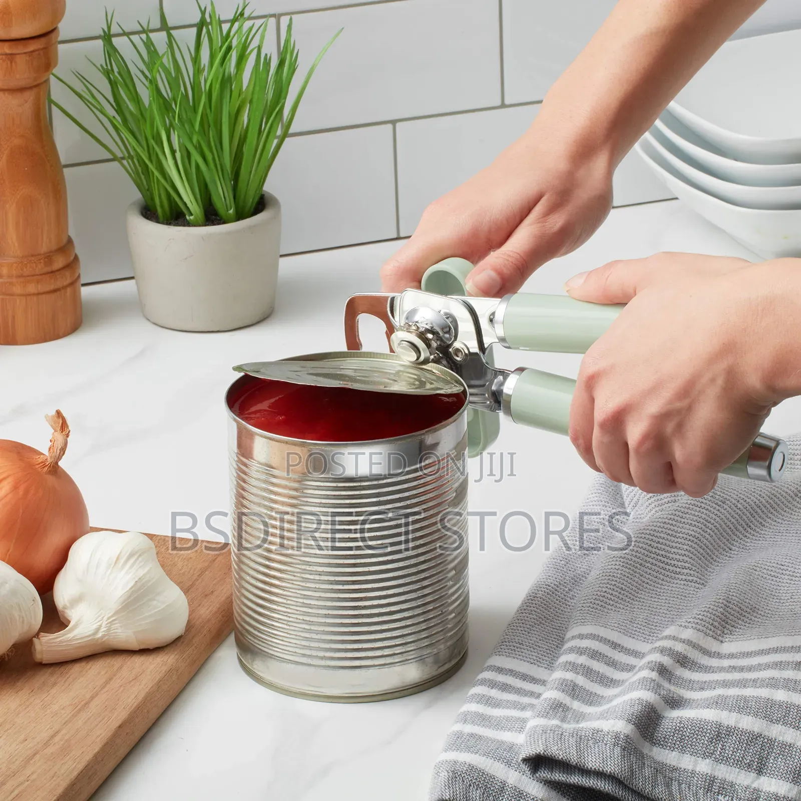 Kitchenaid ALMOND CREAM Stainless Steel Can Opener and Bottle Opener
