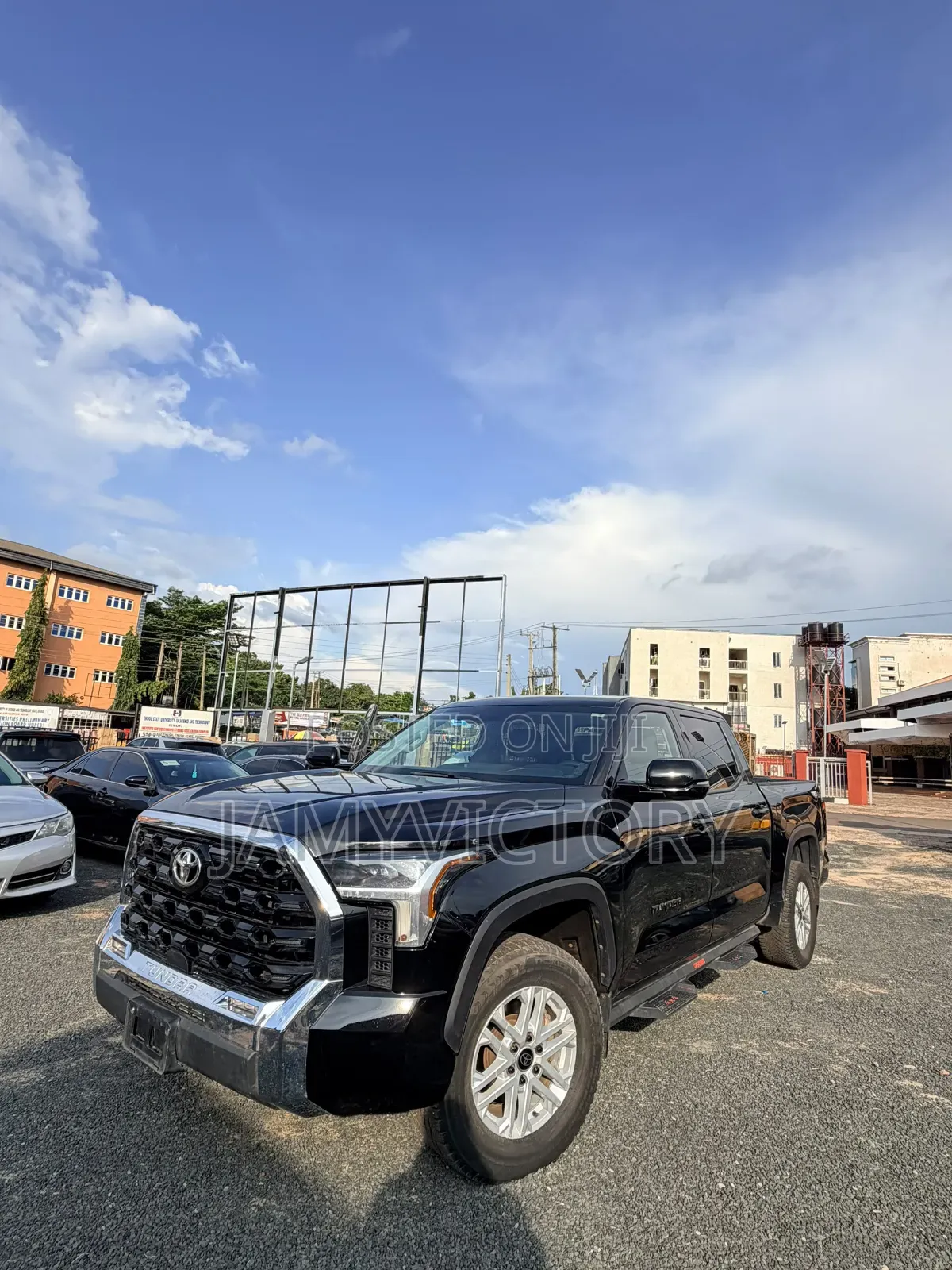Toyota Tundra 2022 Gray