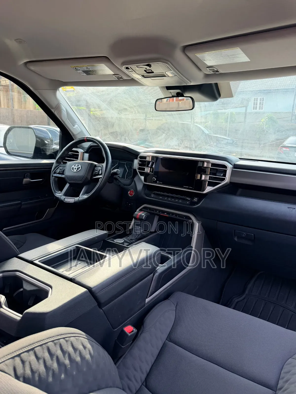 Toyota Tundra 2022 Gray