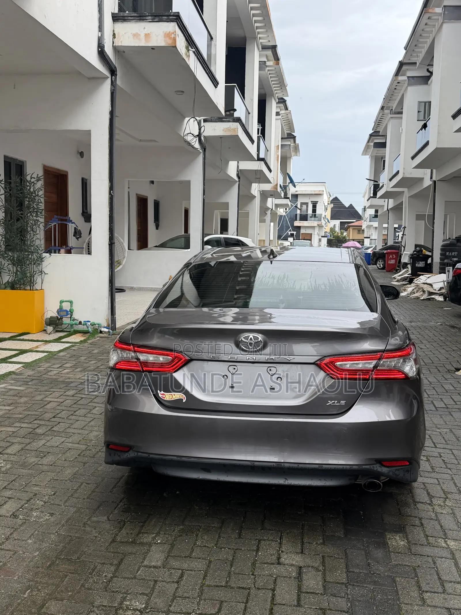 Toyota Camry XLE FWD 2020 Gray
