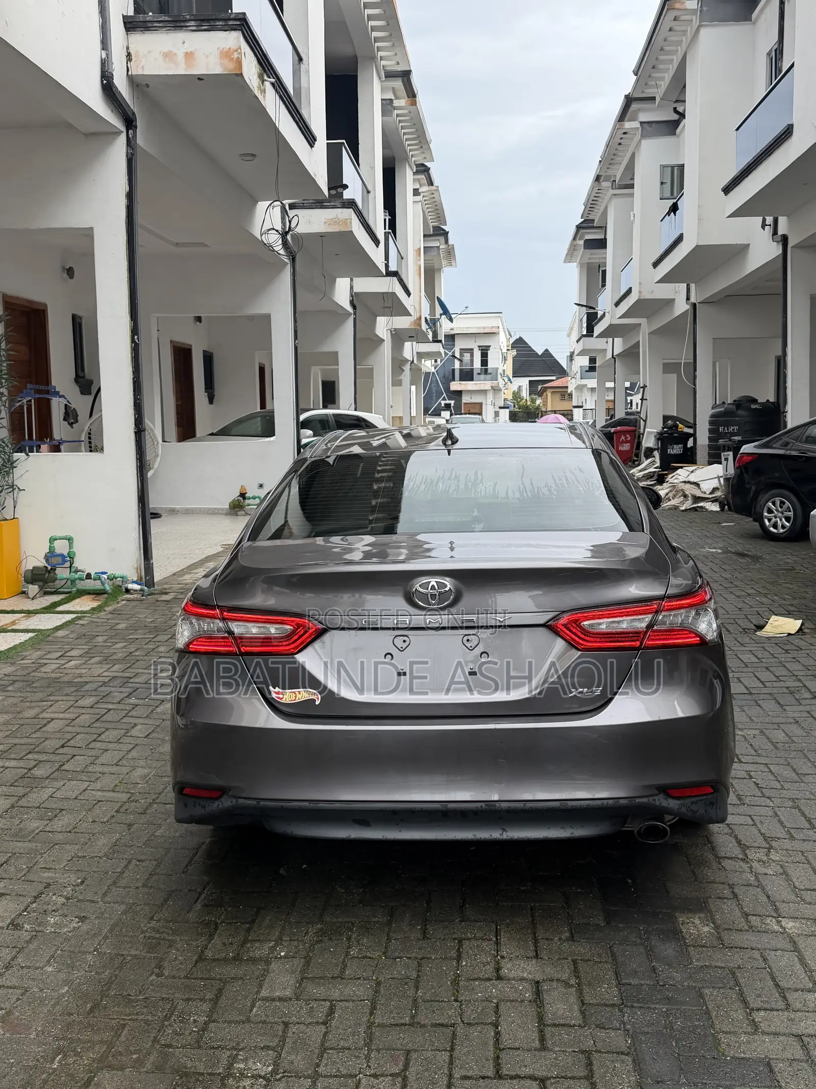 Toyota Camry XLE FWD 2020 Gray