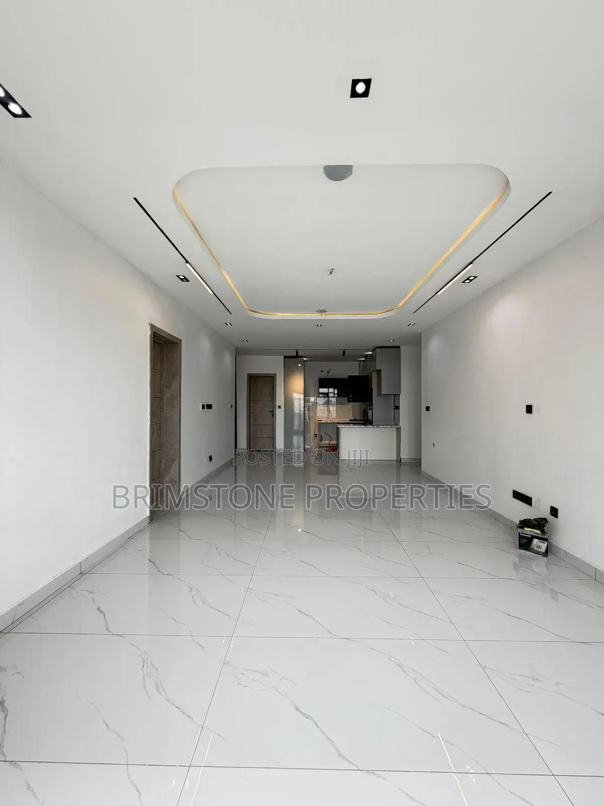 Furnished 2bdrm Apartment in Lekki Phase 1 for sale