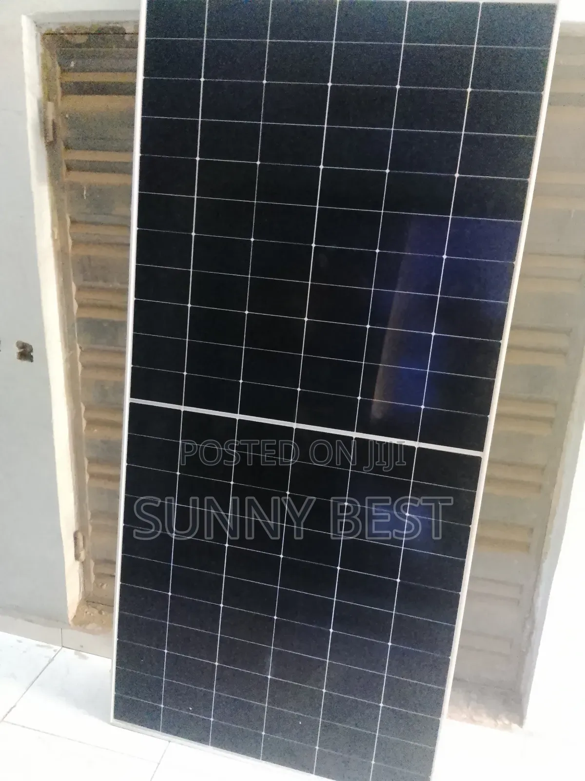 Longi Solar Panel 700w