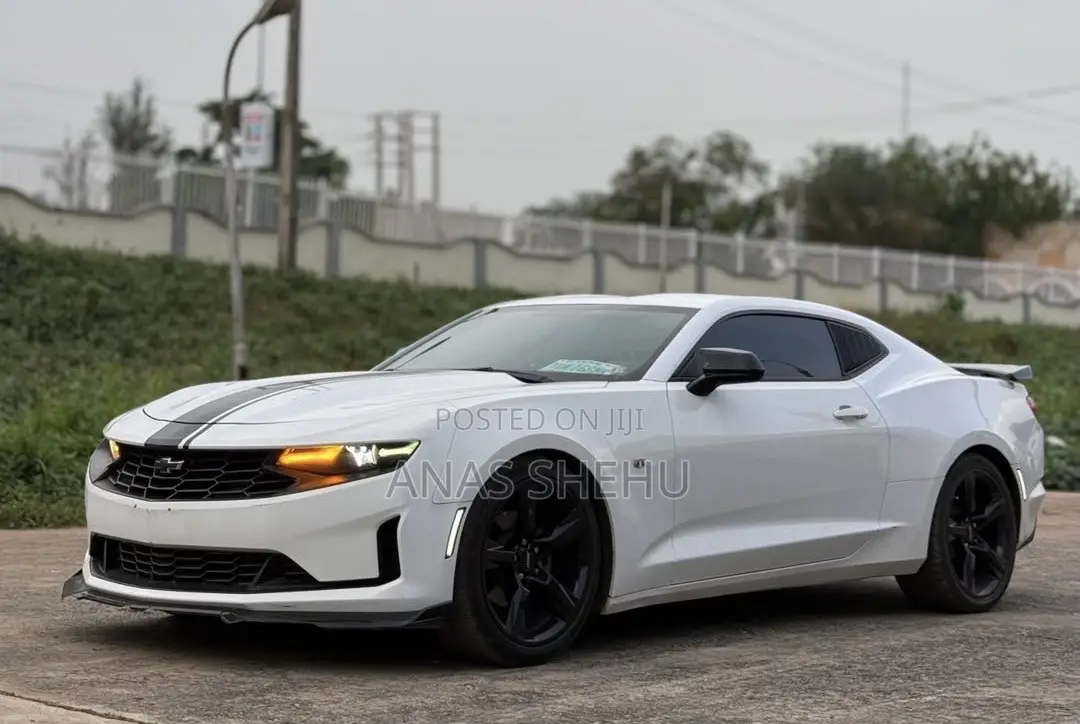 Chevrolet Camaro 2020 White
