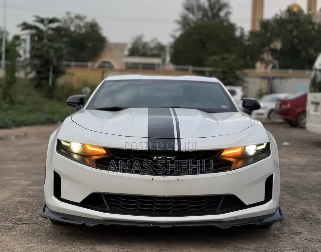Chevrolet Camaro 2020 White