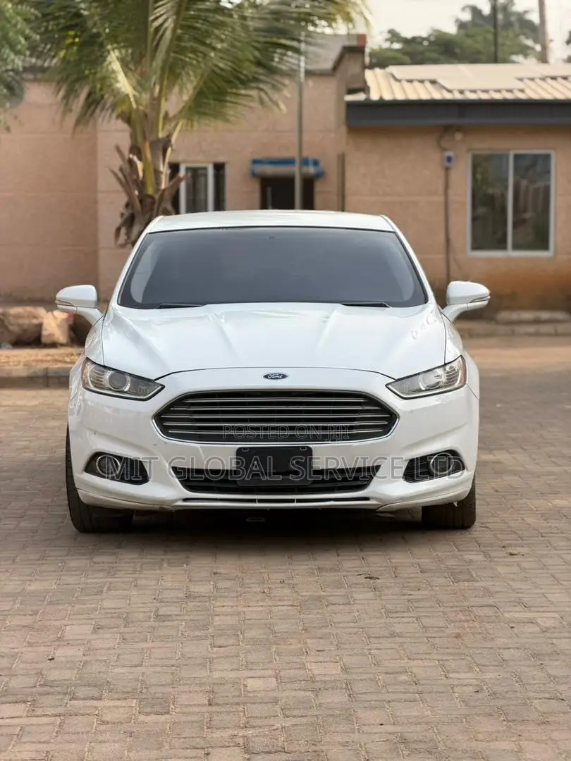 Ford Fusion 2015 White