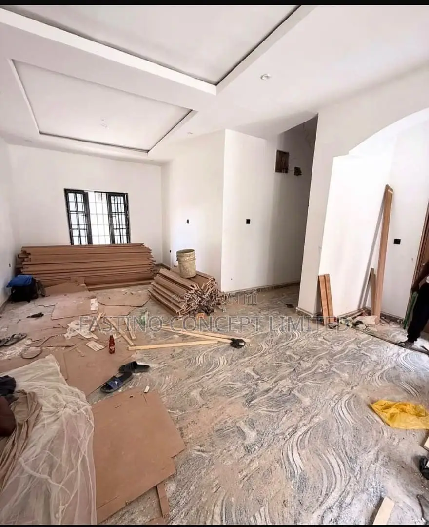 7bdrm Townhouse/Terrace in Guzape District for sale