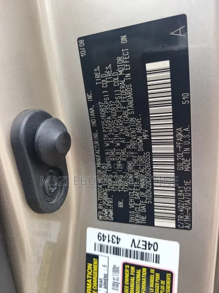 Toyota Sienna 2009 Gold