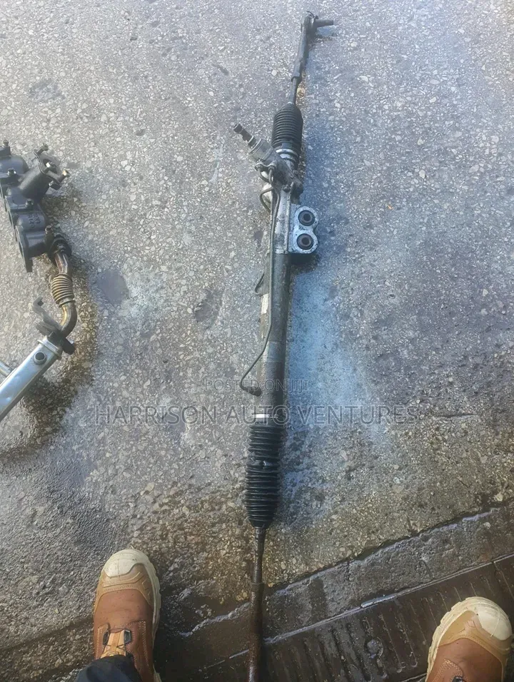 Nissan Navara and Patrol Power Steering Rack