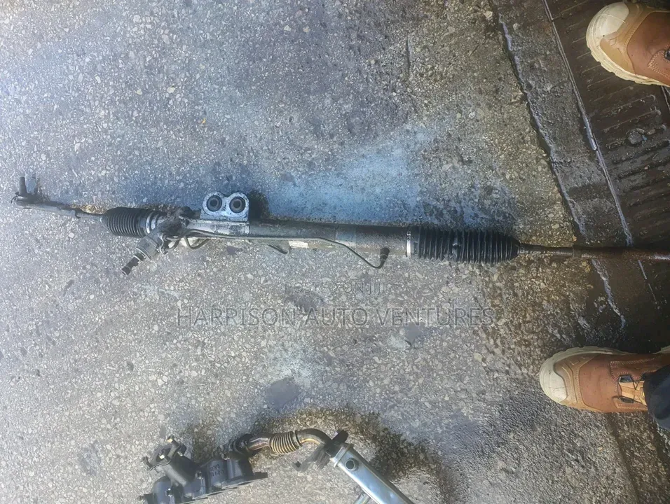 Nissan Navara and Patrol Power Steering Rack
