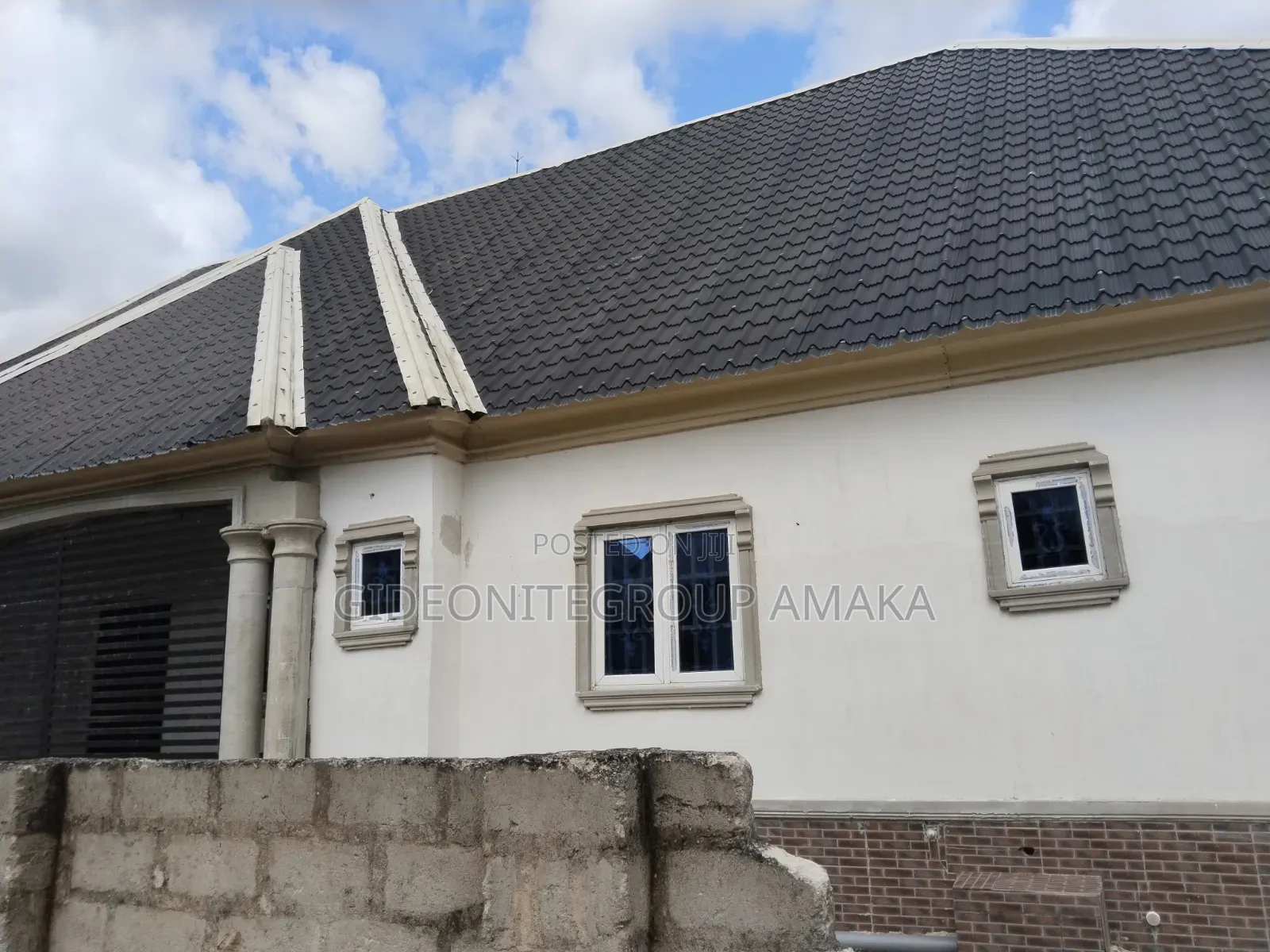 5bdrm Bungalow in Abraka, Ethiope East for sale