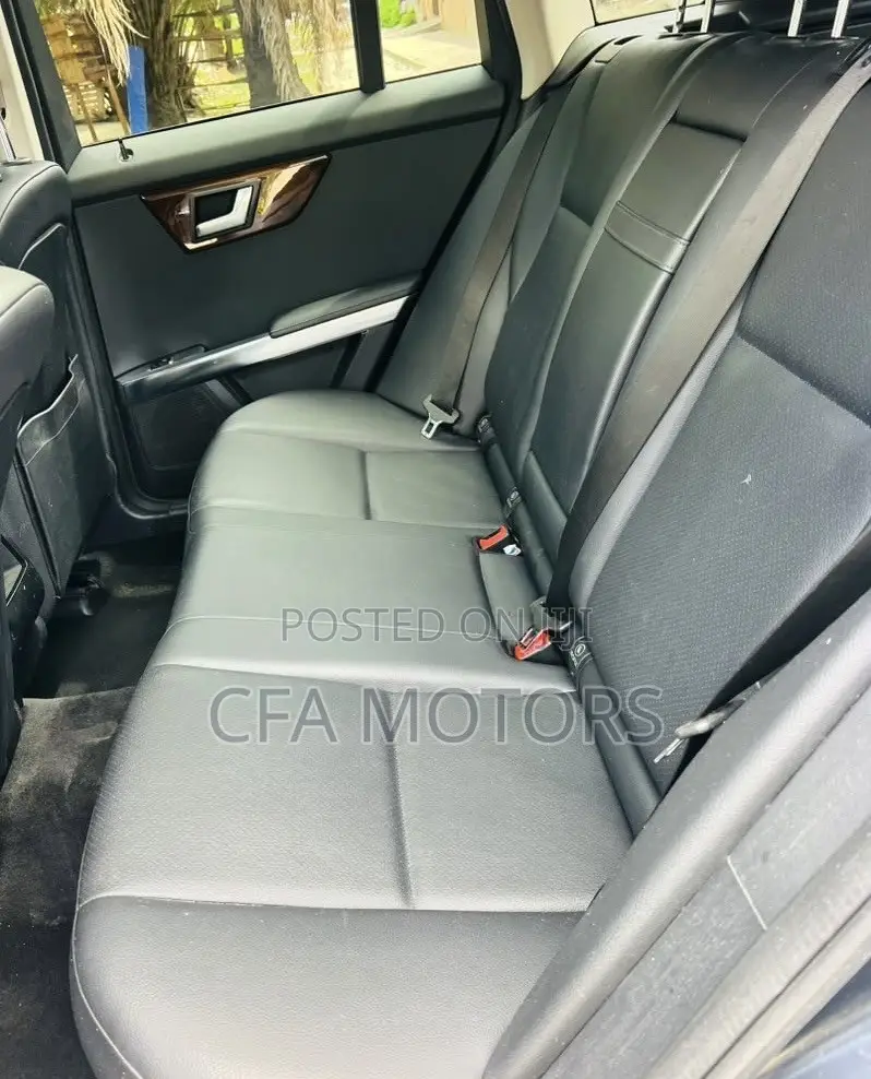 Mercedes-Benz GLK-Class 350 SUV 2013 Black