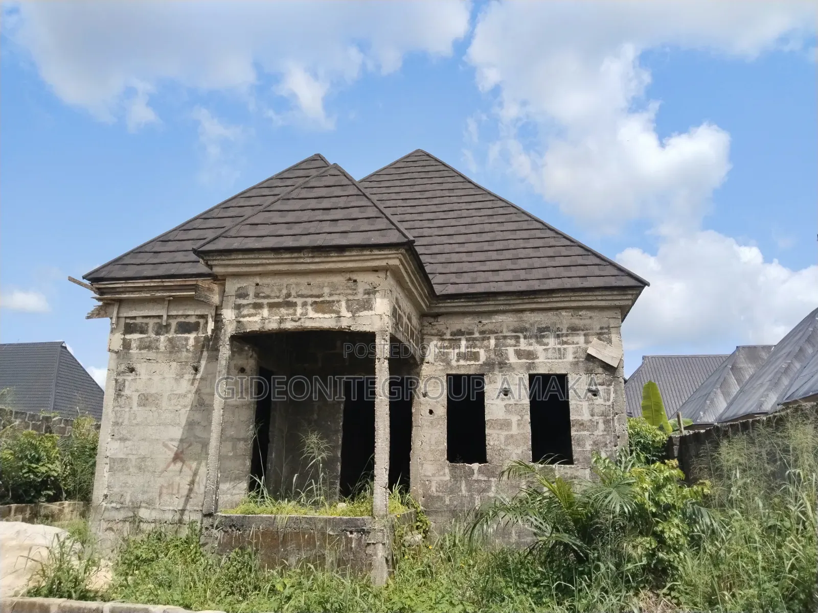 5bdrm Bungalow in Abraka, Ethiope East for sale