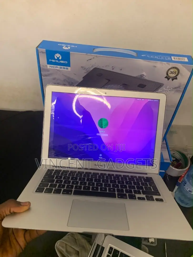 Laptop Apple MacBook Air 2015 8GB Intel Core i5 SSD 128GB