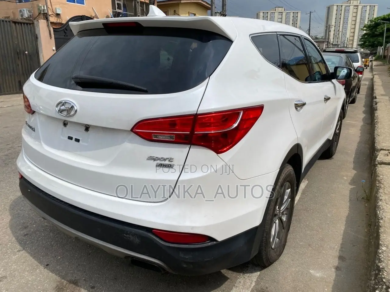 Hyundai Santa Fe 2016 White