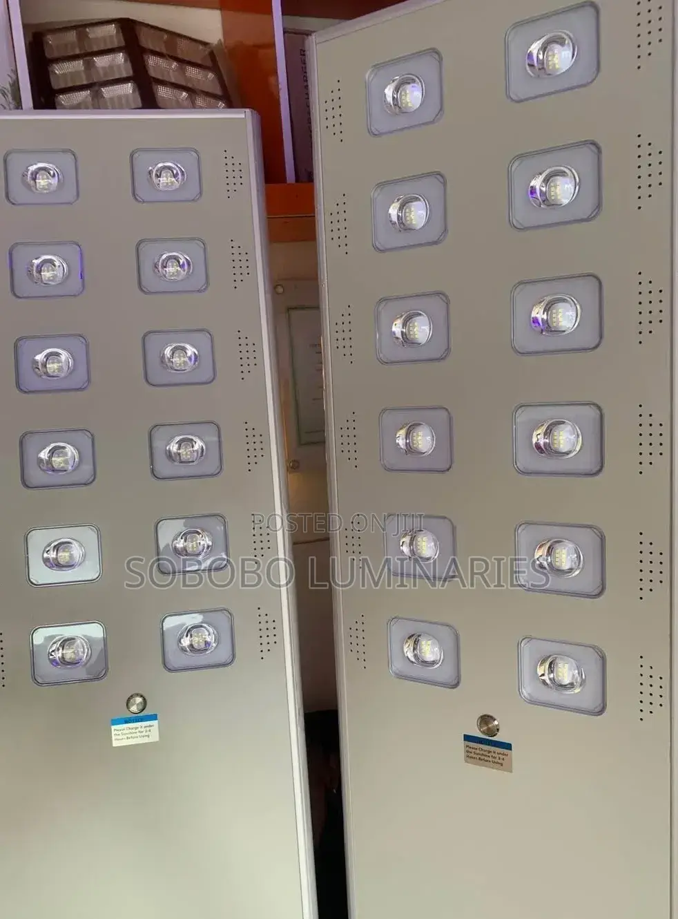 All in One Solar Street Light 100w 12eyes Wakatek