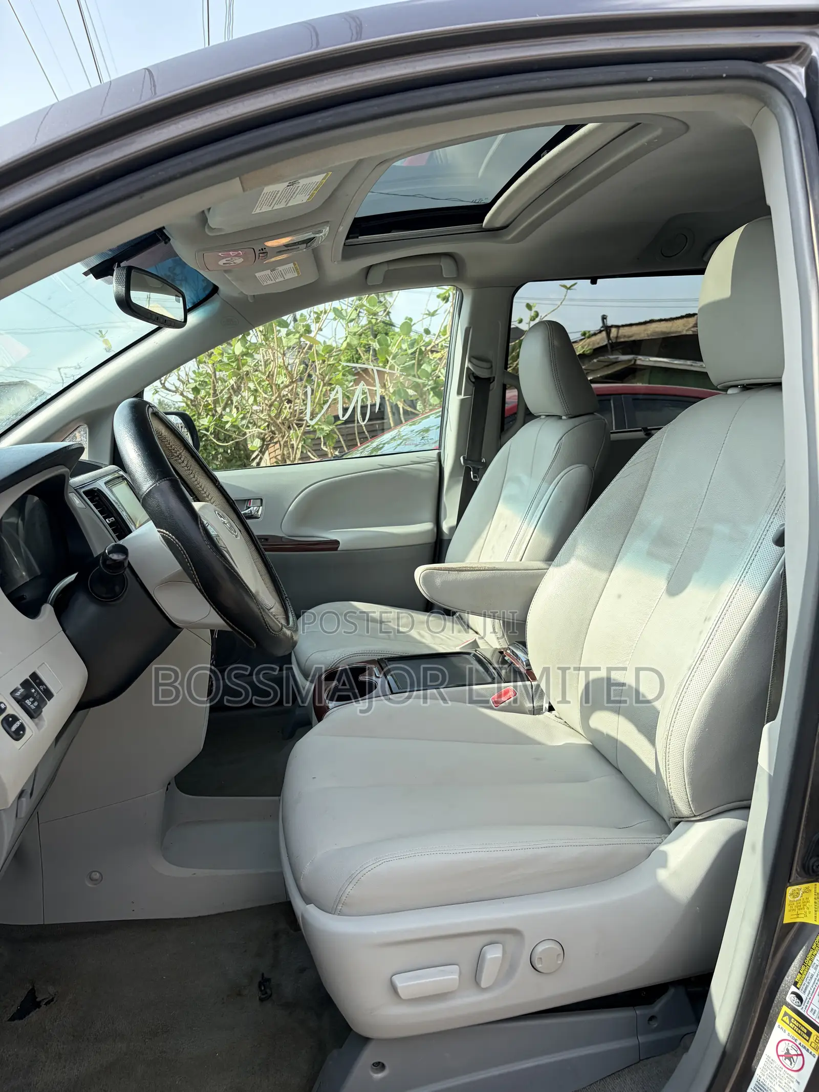 Toyota Sienna XLE 7 Passenger Mobility 2012 Gray