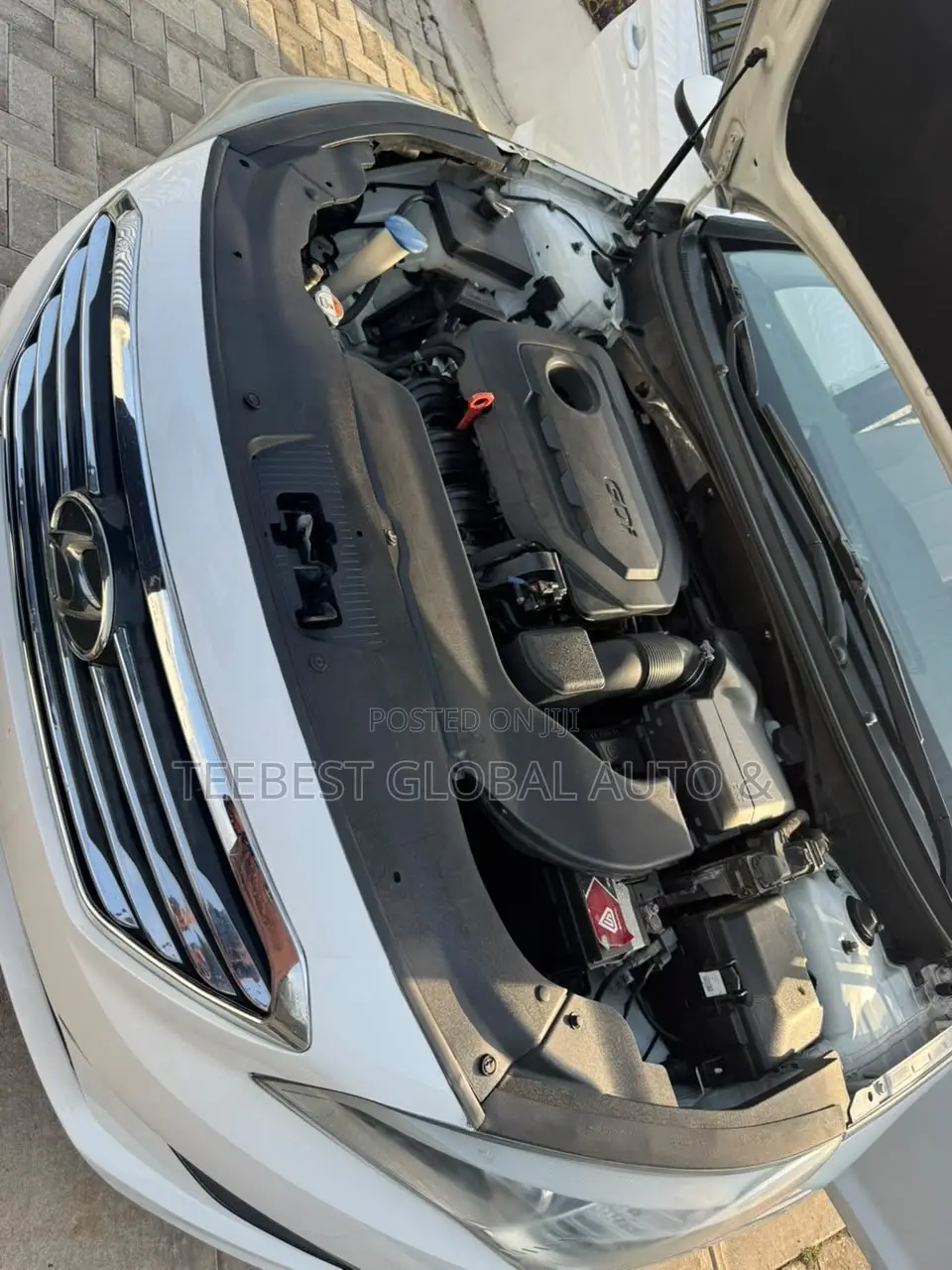 Hyundai Sonata Base Sedan FWD (2.4L 4cyl 6A) 2016 White