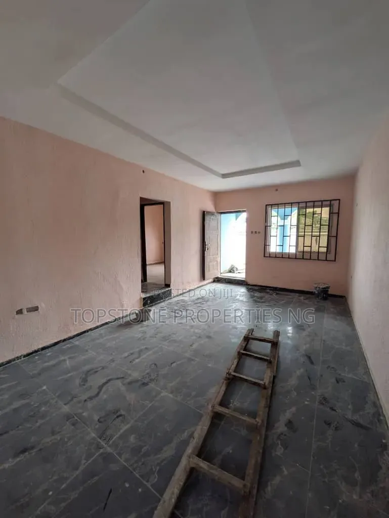 2bdrm Bungalow in Topstone Properties, Uyo for rent