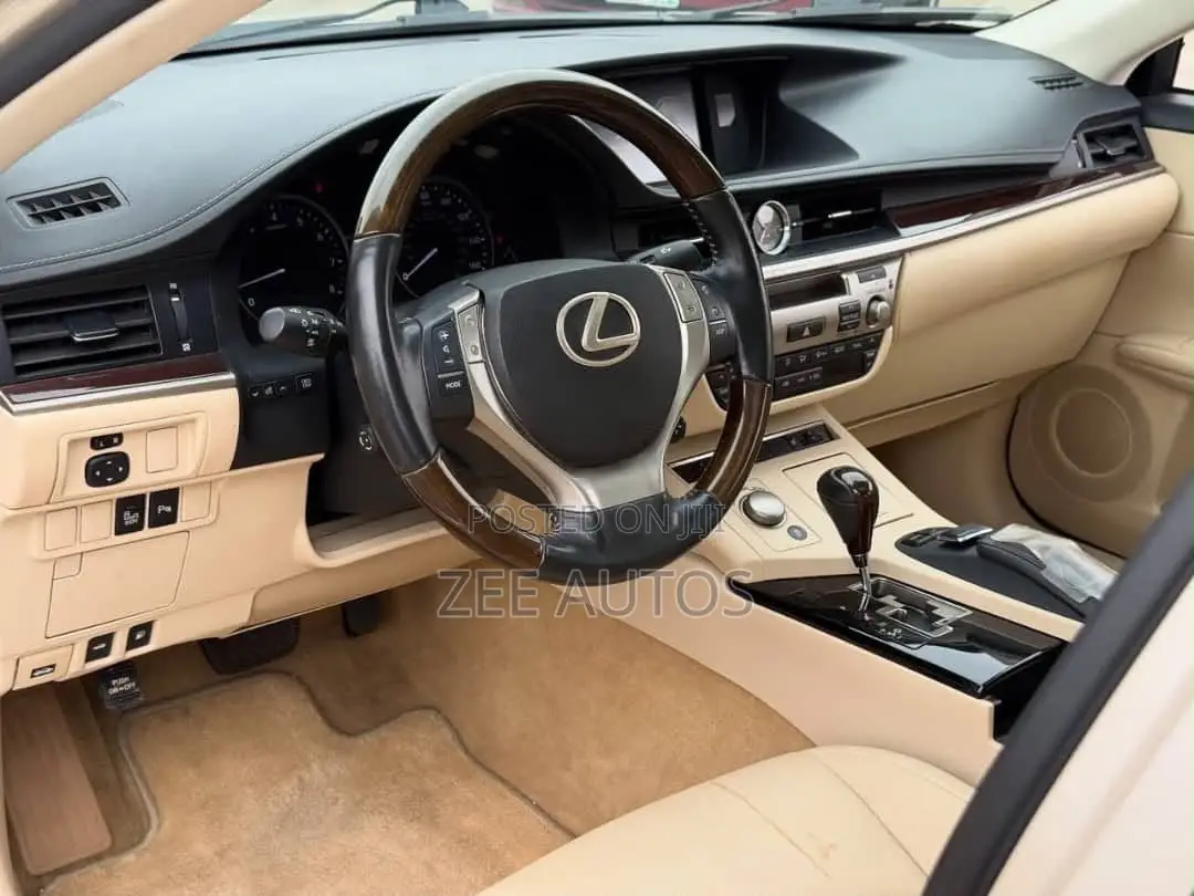 Lexus ES 350 FWD 2015 Gold