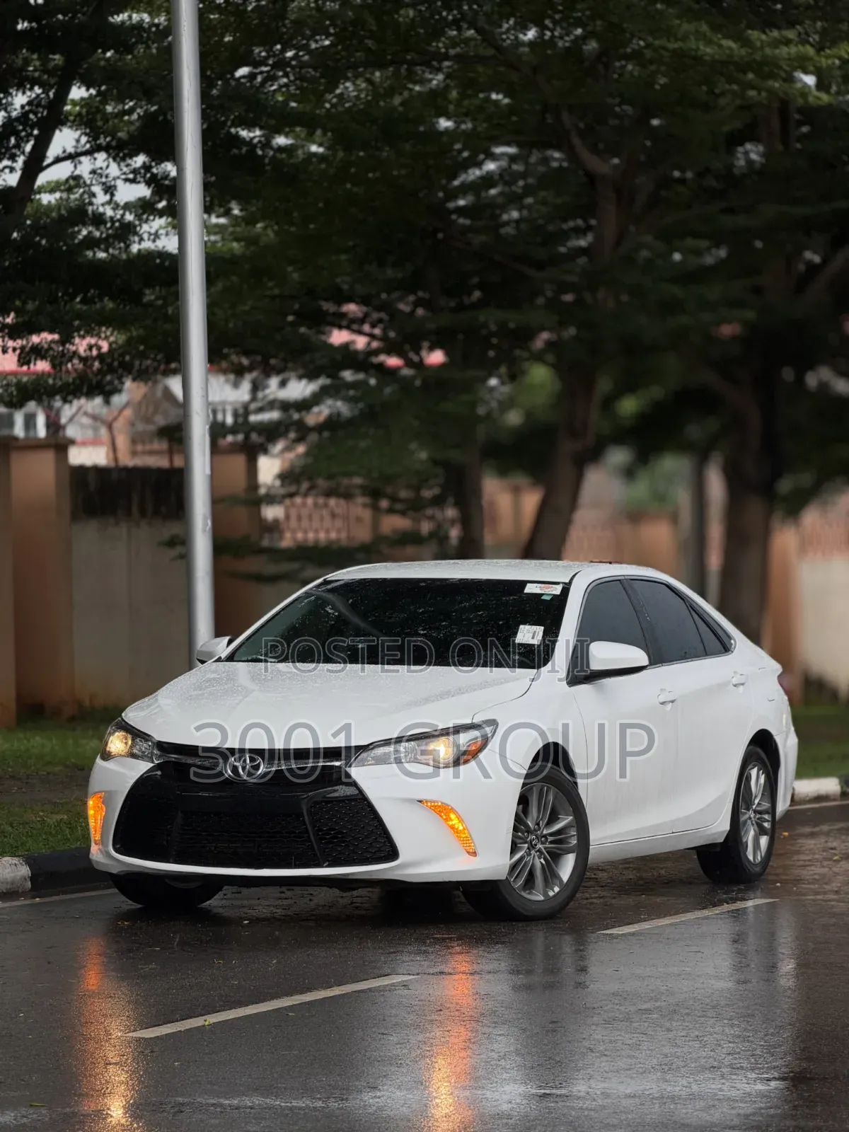 Toyota Camry 2016 White