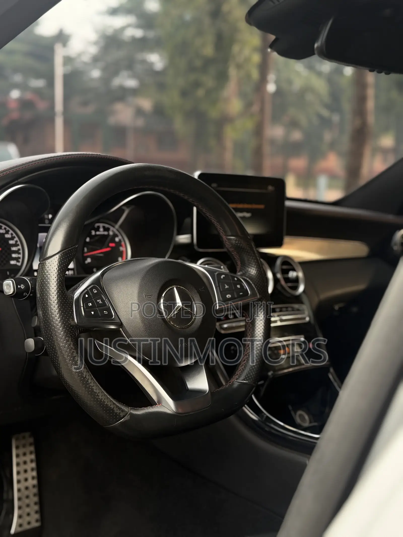Mercedes-Benz C43 4Matic Sedan AWD (3.0L V6 9AM) 2018 Gray