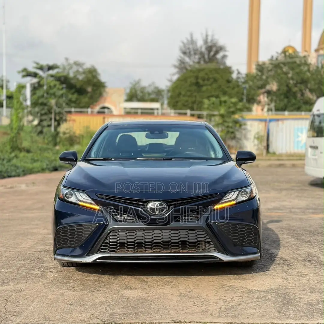 Toyota Camry XSE 2021 Black