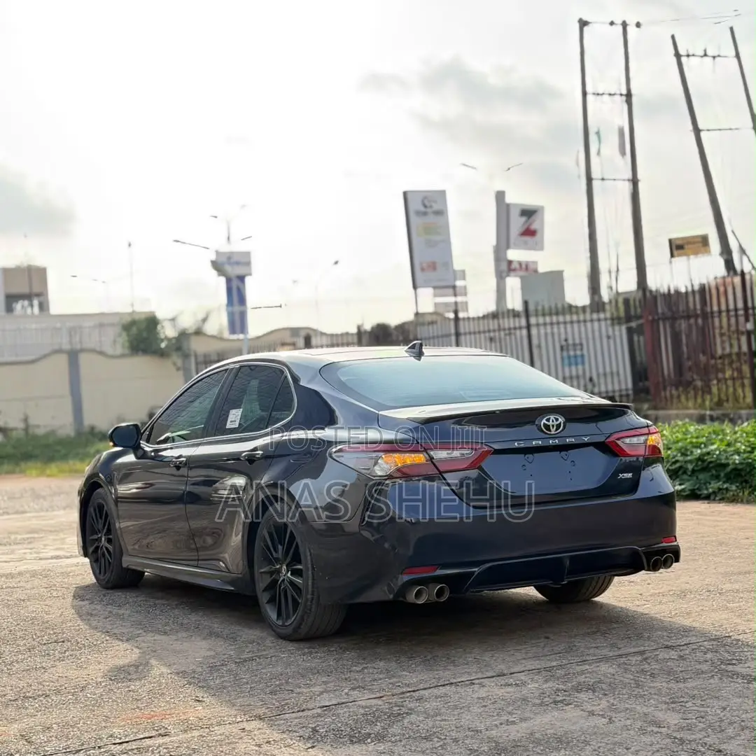 Toyota Camry XSE 2021 Black