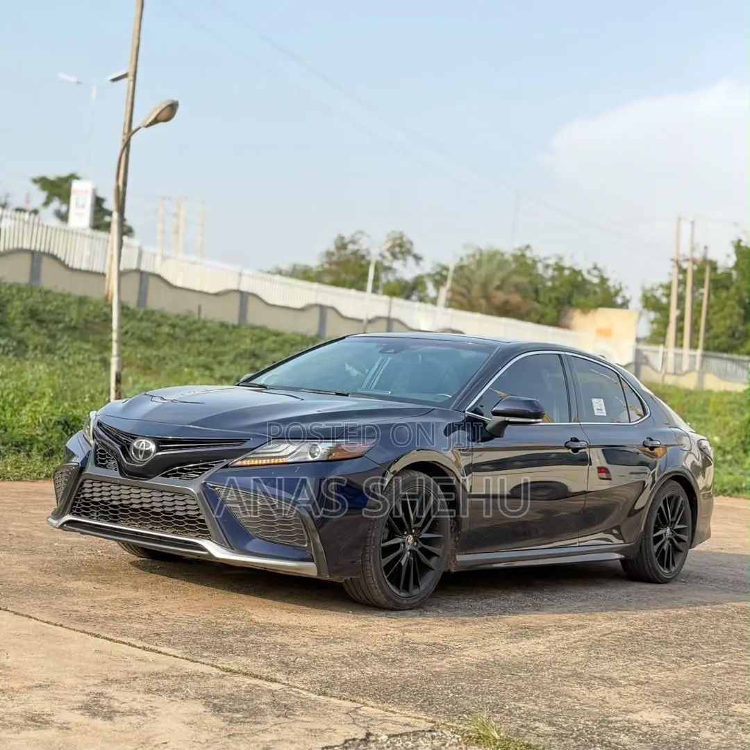 Toyota Camry XSE 2021 Black