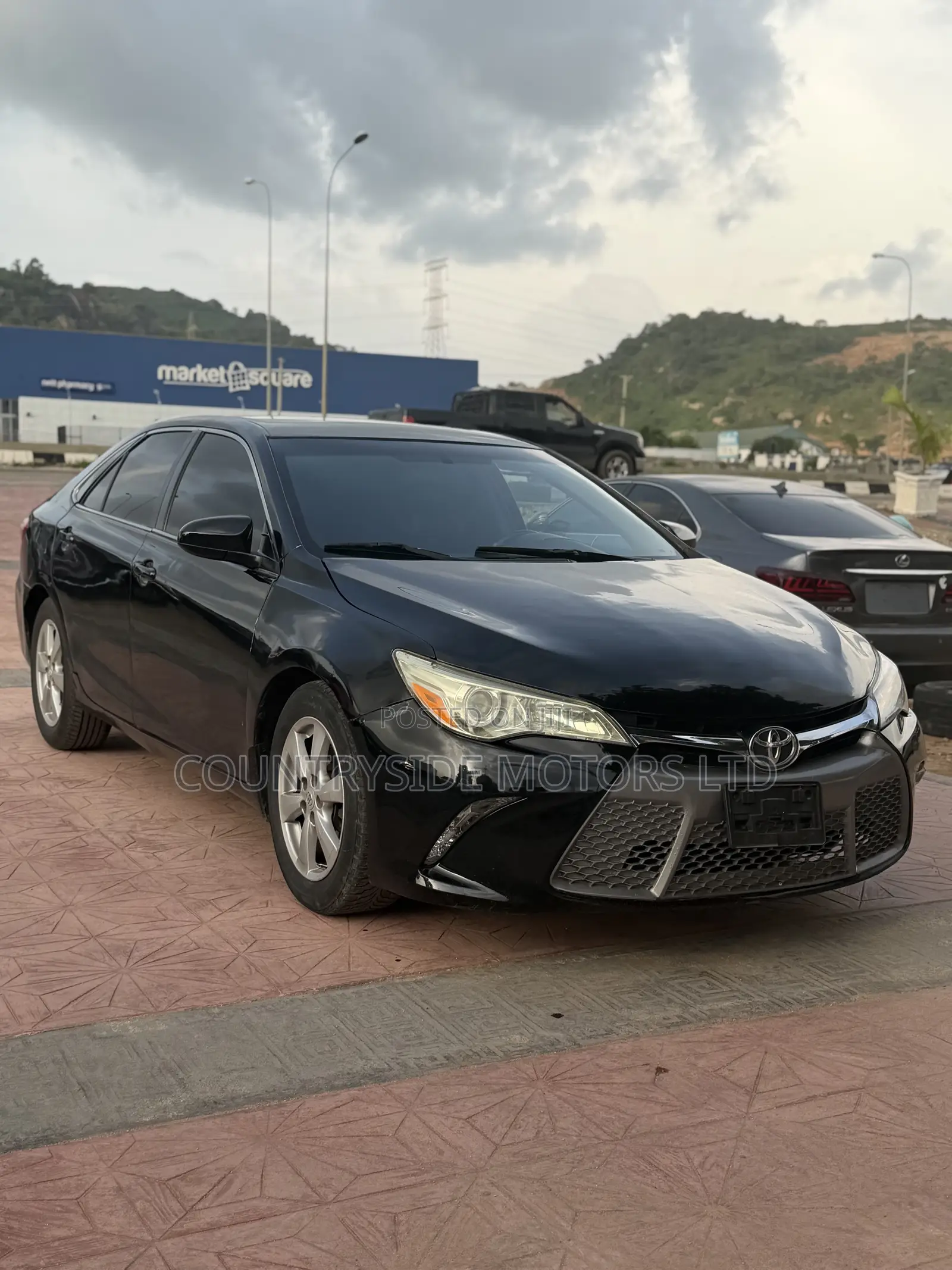 Toyota Camry LE 4dr Sedan (2.5L 4cyl 6A) 2015 Black