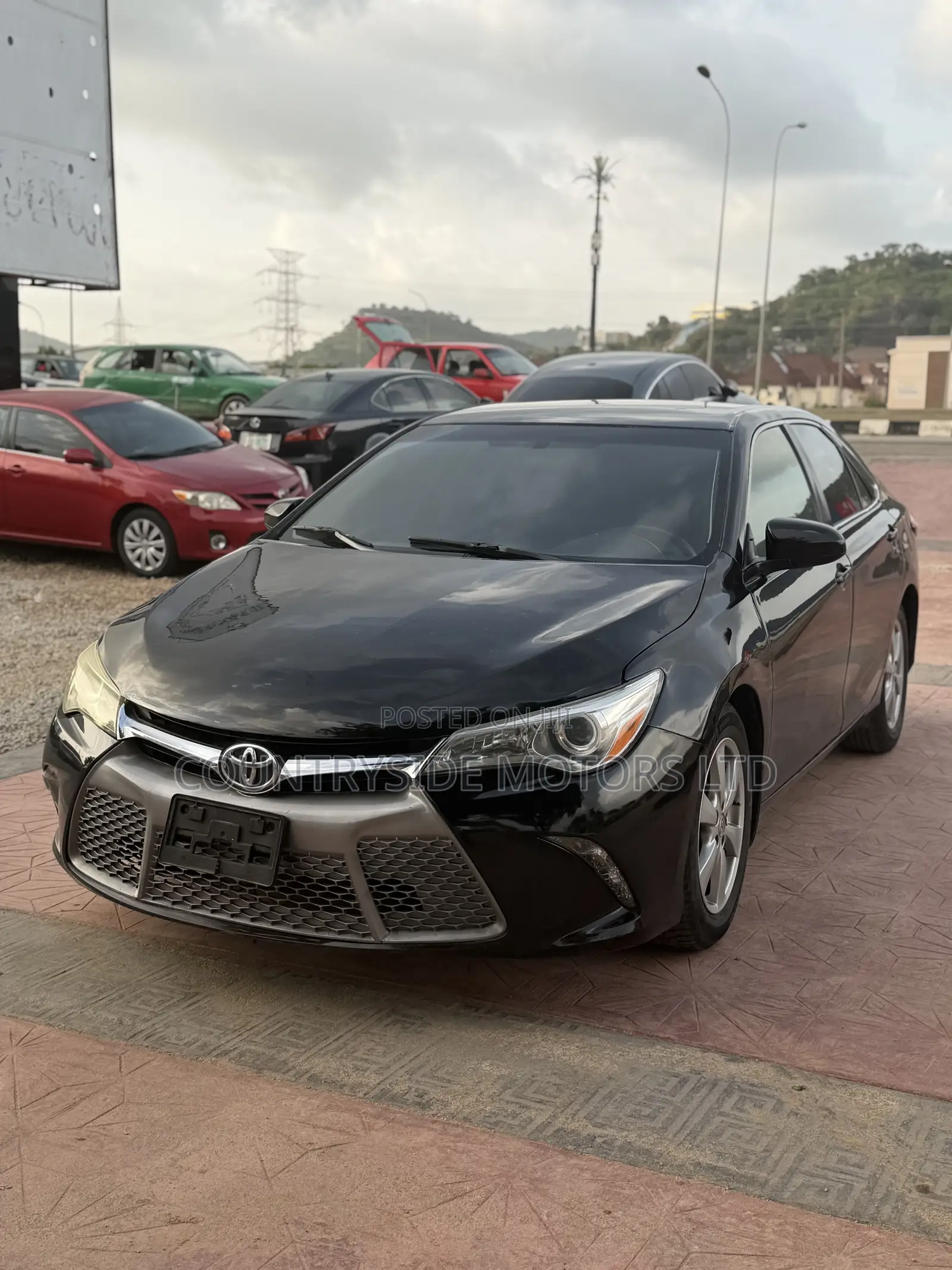 Toyota Camry LE 4dr Sedan (2.5L 4cyl 6A) 2015 Black