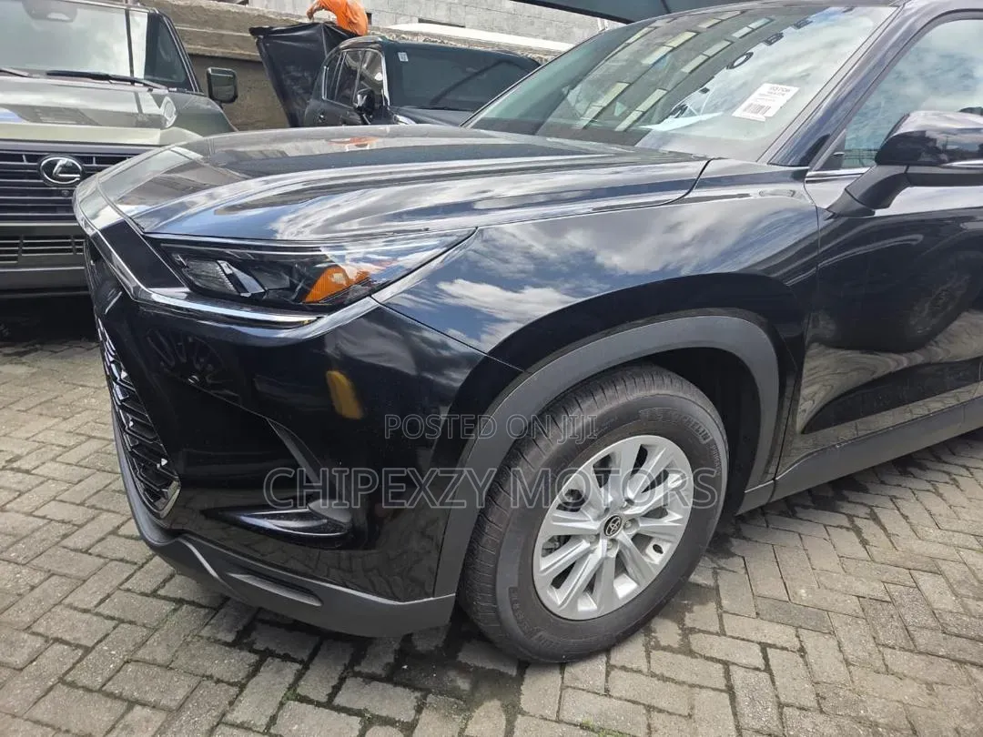 Toyota Highlander XLE AWD 2026 Black