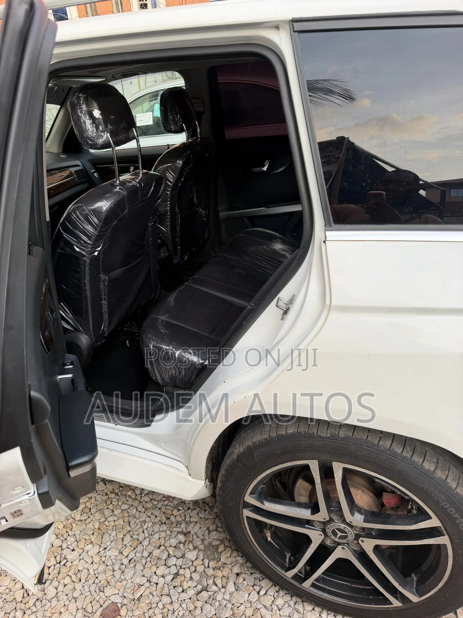 Mercedes-Benz GLK-Class 350 4MATIC 2011 White