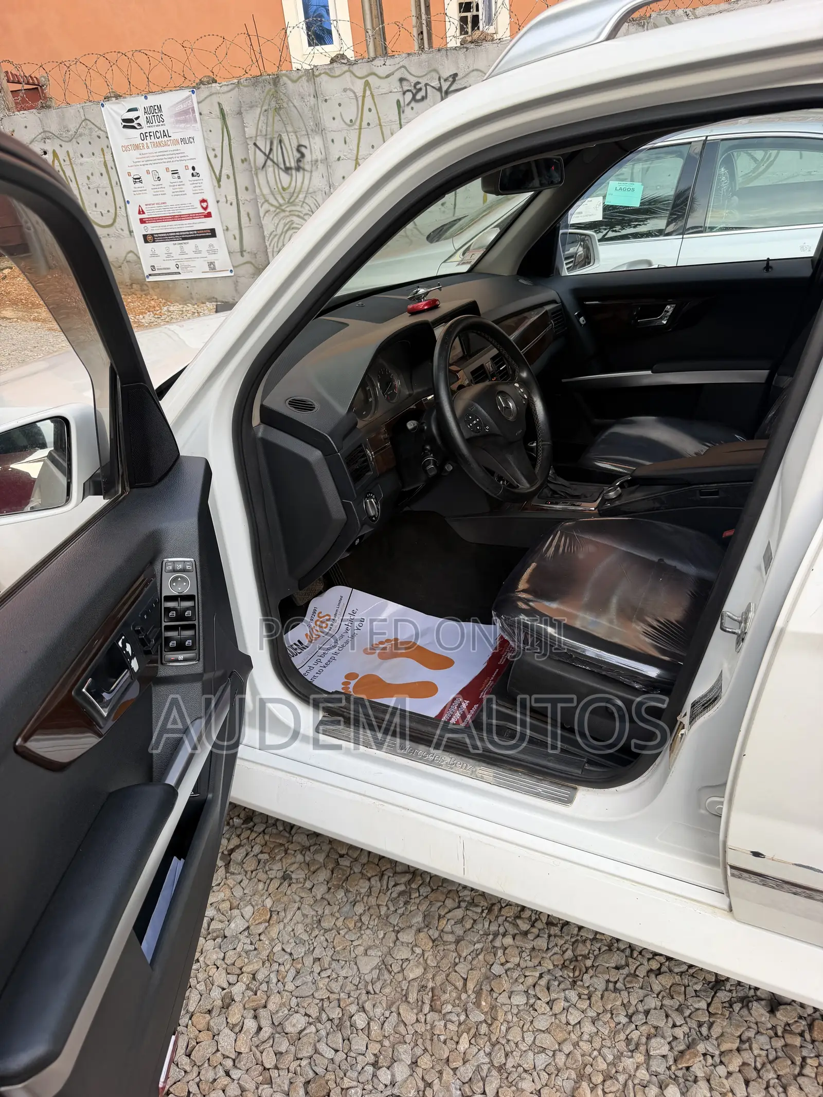 Mercedes-Benz GLK-Class 350 4MATIC 2011 White
